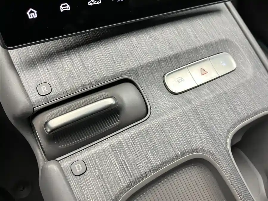 900x675_0_q87_c42_autohomecar__ChxpVmkoD7qAUkg9AAKDphGpU2Y682.jpg.webp Used NIO ET7 2022 model 100kWh first edition