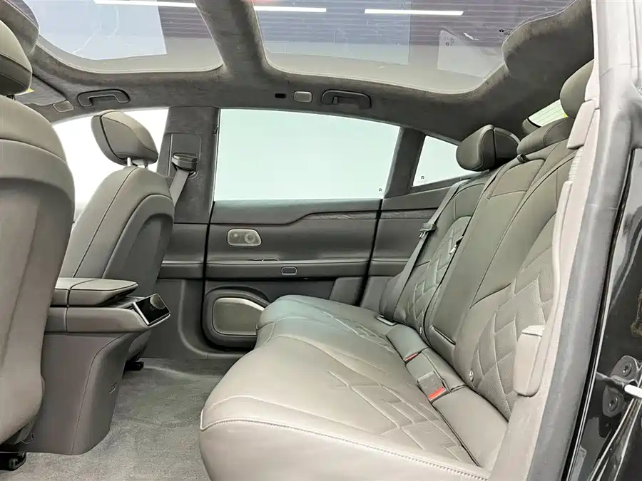 900x675_0_q87_c42_autohomecar__ChxpVmkoD7uATVMSAAHgmOHHZdg119.jpg.webp Used NIO ET7 2022 model 100kWh first edition