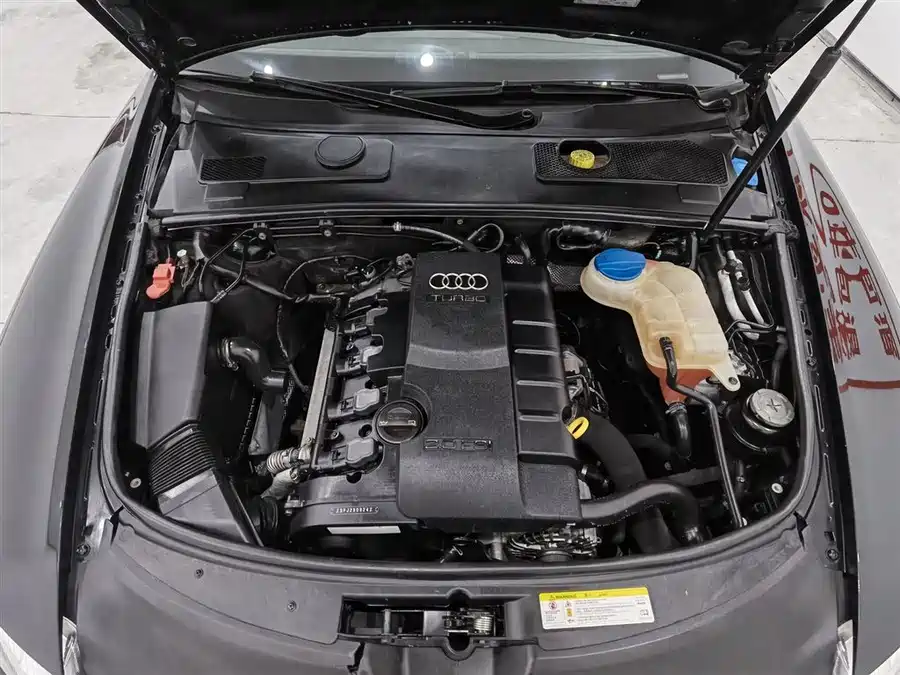 900x675_0_q87_c42_autohomecar__ChxpVmkoFXGAUyO9AAJWLWzWBVE927.jpg.webp Used Audi A6L 2011 2.0 TFSI automatic standard