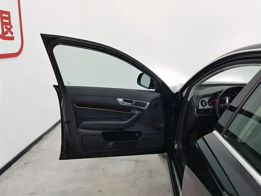 900x675_0_q87_c42_autohomecar__ChxpVmkoFXWAYtqsAAFNrzb1QzY305.jpg.webp Used Audi A6L 2011 2.0 TFSI automatic standard