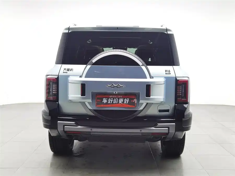 900x675_0_q87_c42_autohomecar__ChxpVmkoZb-AVjpxAAEWSkwJBf4125.jpg.webp Used BYD Leopard 8 2025 Zhiyong flagship version 7 seats