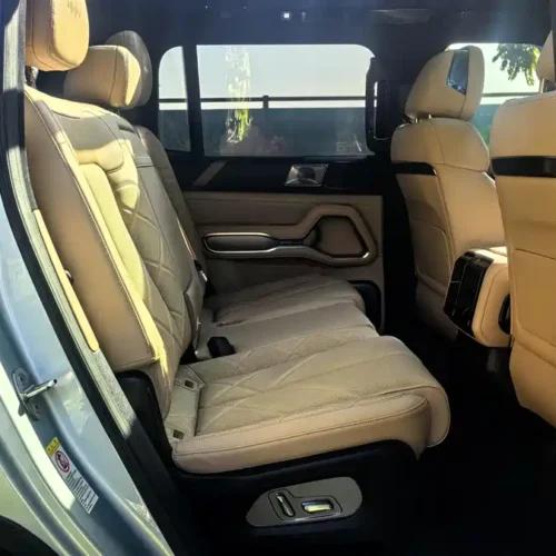 900x675_0_q87_c42_autohomecar__ChxpVmkpDzyADPioAASVq27B0sk697.jpg.webp Used BYD Leopard 8 2025 Zhiyong flagship version 7 seats