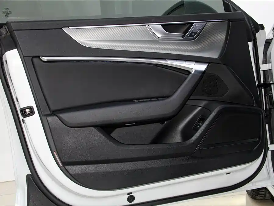 900x675_0_q87_c42_autohomecar__ChxpVmkpWz-AVjAIAAGnQAJWZSE136.jpg.webp Used Audi A7 2023 45 TFSI Premium Selection