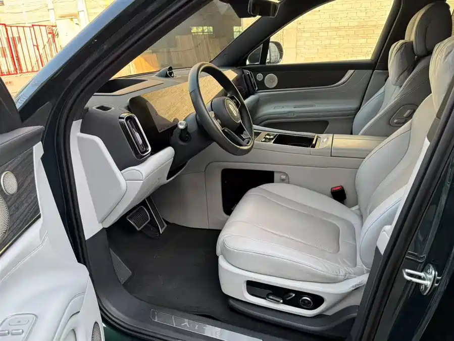 Used AITO M9 2024 pure electric Ultra version 100kWh 6-seater version