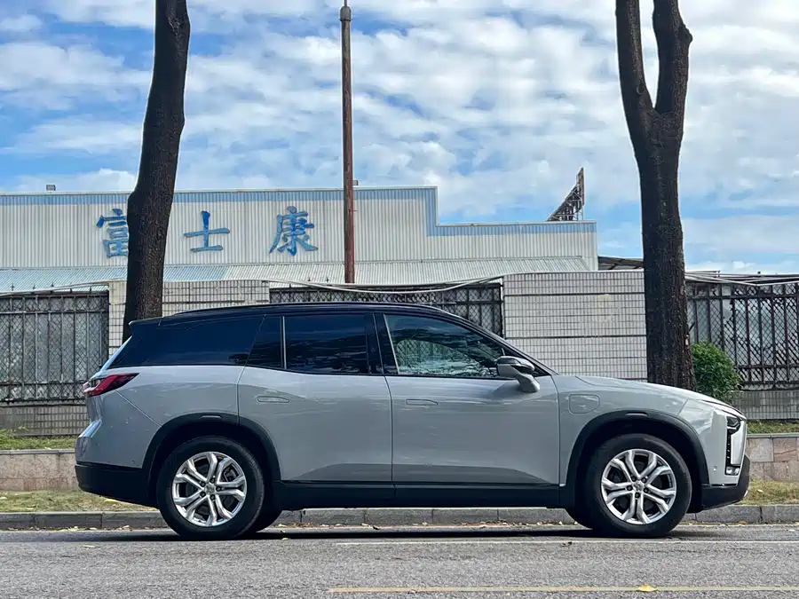 900x675_0_q87_c42_autohomecar__ChxpVmkqg5uASdIyAApQITyoXbI056.jpg.webp Used NIO ES8 2022 75kWh six-seater version