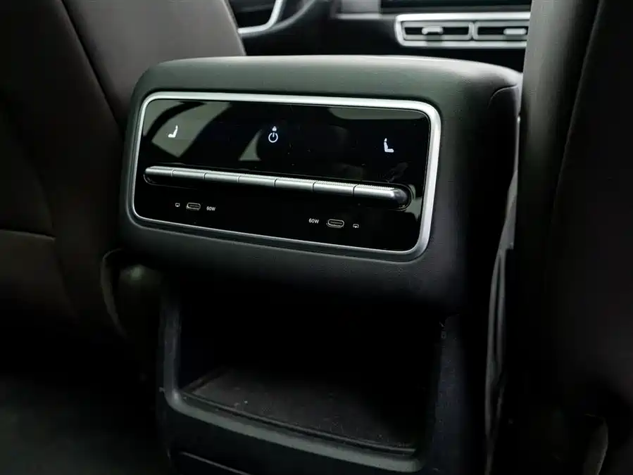 Used Li Auto L8 2023 Pro