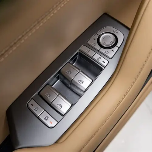 900x675_0_q87_c42_autohomecar__ChxpVmkqtS2ACHDuAAE5JzHbhs0852.jpg.webp Used BYD Leopard 8 2025 Zhiyong flagship version 7 seats