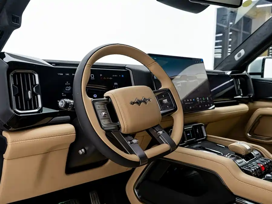 900x675_0_q87_c42_autohomecar__ChxpVmkqtSyAeURbAAGeD37Qeo8601.jpg.webp Used BYD Leopard 8 2025 Zhiyong flagship version 7 seats