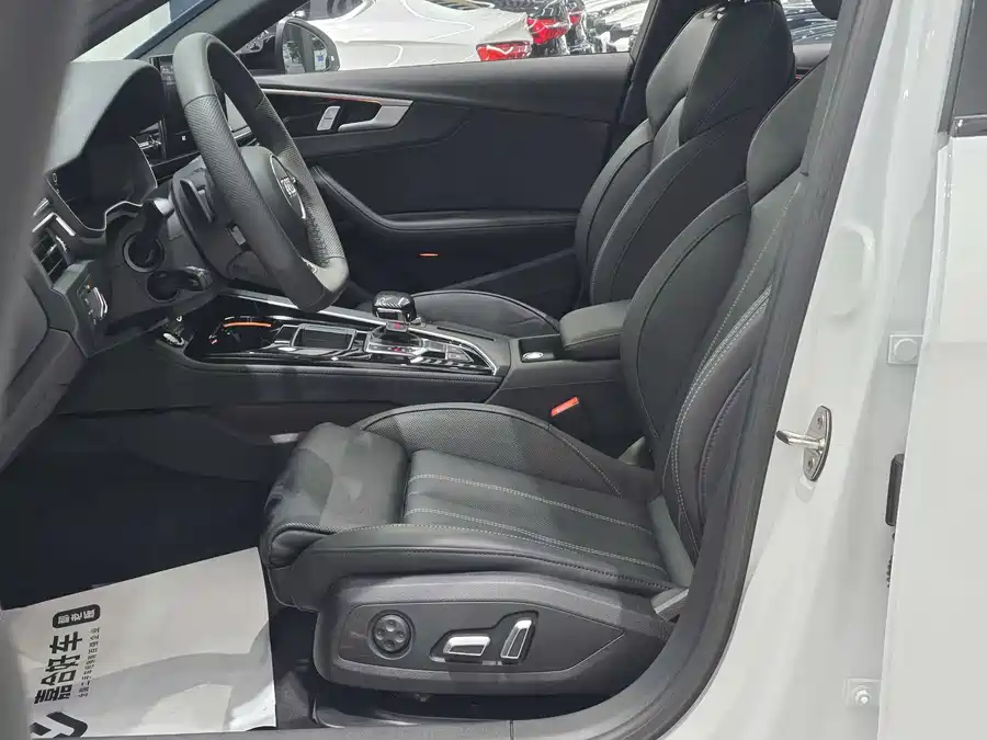 Used Audi A4L 2024 40 TFSI luxury and dynamic model