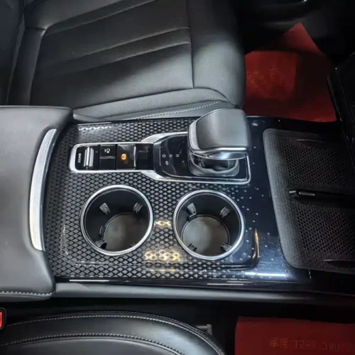 900x675_0_q87_c42_autohomecar__ChxpVmks496AJLa6AAWklxMnSGM142.jpg.webp Used Hongqi HS3 PHEV 2024 115km Jinwei Edition