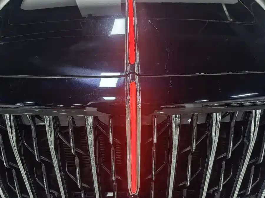 900x675_0_q87_c42_autohomecar__ChxpVmks496AWL9xAATpVTBmZrI211.jpg.webp Used Hongqi HS3 PHEV 2024 115km Jinwei Edition