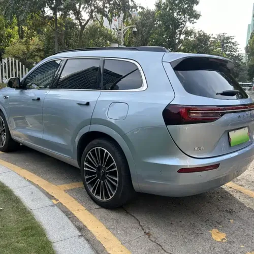 900x675_0_q87_c42_autohomecar__ChxpVmktk92AHvrWAAsRM2LSmL4187.jpg.webp Used HUAWEI AITO M7 2024 1.5T Intelligent Driving Four-wheel Drive Ultra Version 6 Seats