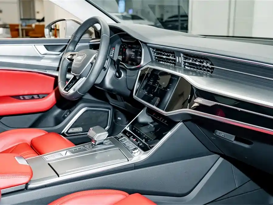 900x675_0_q87_c42_autohomecar__ChxpVmkxHOmAPJKoAAHjX4tCmVw920.jpg.webp Used Audi A7 2023 45 TFSI Premium Selection