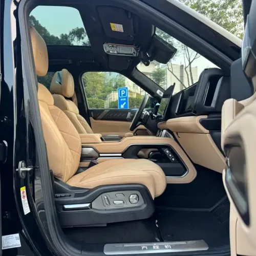 900x675_0_q87_c42_autohomecar__ChxpVmkxW7uAKBuHAAh8f-Z2S0I511.jpg.webp Used BYD Leopard 8 2025 Zhiyong flagship version 7 seats