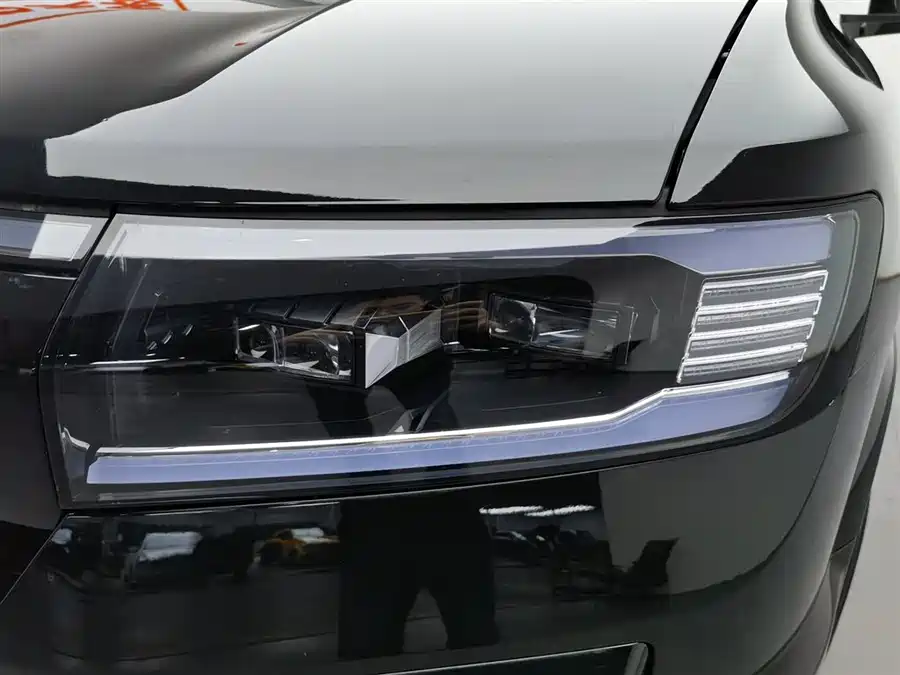 Used BYD Leopard 8 2025 Zhiyong flagship version 7 seats