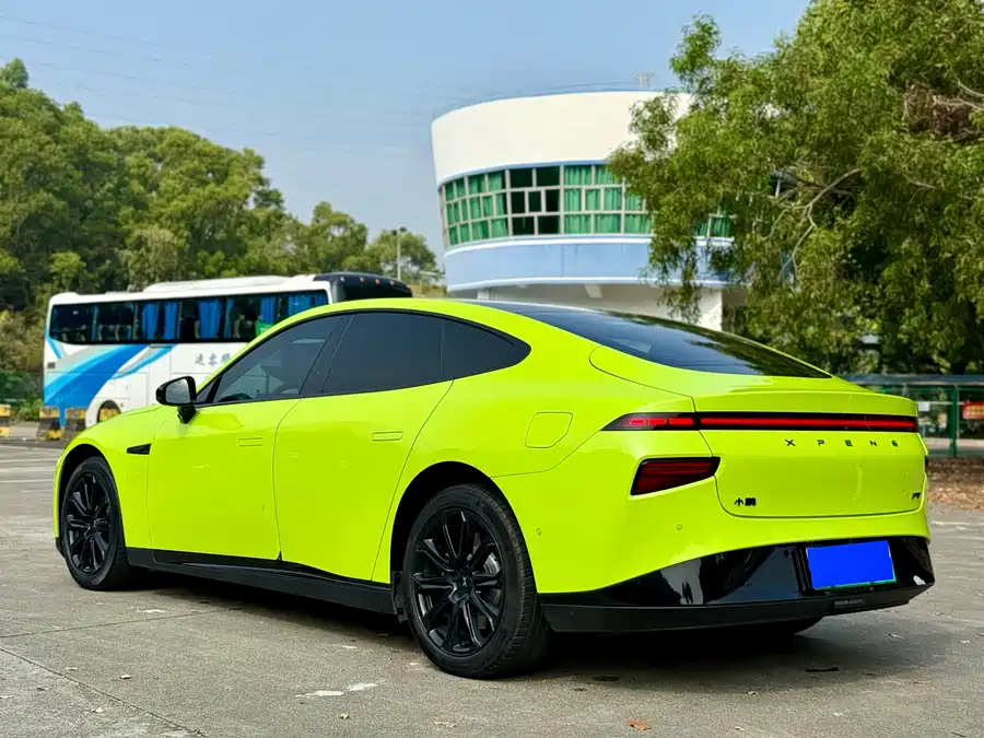 900x675_0_q87_c42_autohomecar__ChxpVmkyWcuAEOGiAAjxg7vJAJY510.jpg.webp Used Xpeng P7 2022 670E+ Pengyi Edition