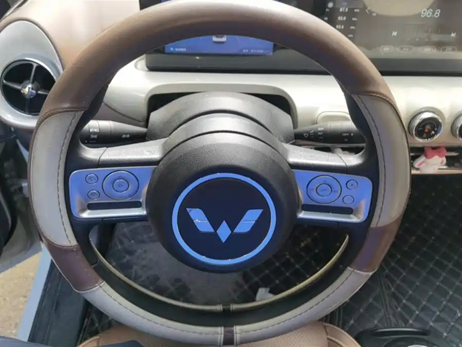 Used Wuling Bingo 2023 model 333km Yuexiang+ model