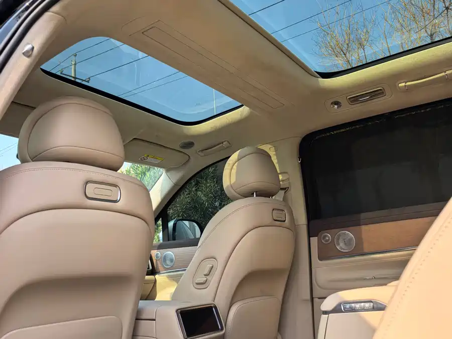 900x675_0_q87_c42_autohomecar__ChxpVmlA2ReAG1fEAAbkQPMKCjc644.jpg.webp Used AITO M9 2025 extended range Ultra version 52kWh 6-seater version