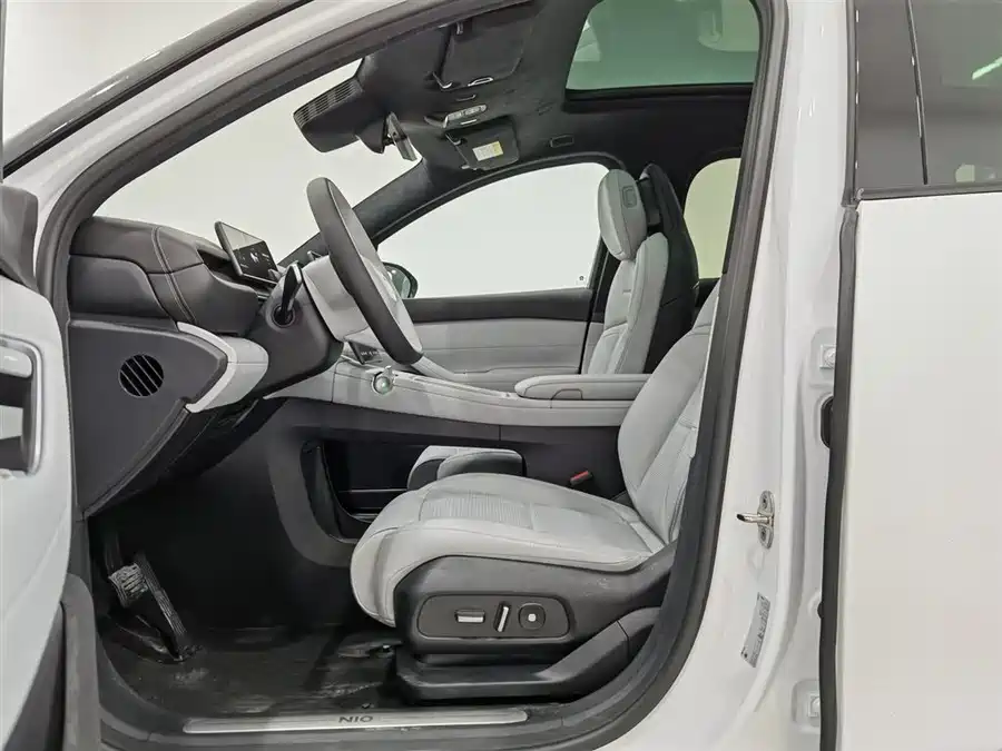 Used NIO ES6 2024 model 75kWh