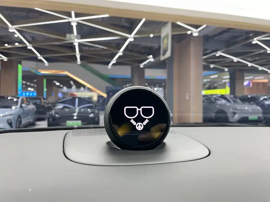 900x675_0_q87_c42_autohomecar__ChxpVmlA_2yALUV5AAcDUQZF7B4546.jpg.webp Used NIO ES8 2026 Six-seater Executive Signature Edition