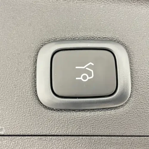 900x675_0_q87_c42_autohomecar__ChxpVmlA_3GAbWMYAAylE3CHrhk028.jpg.webp Used NIO ES8 2026 Six-seater Executive Signature Edition