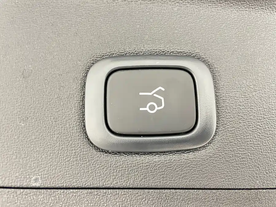 900x675_0_q87_c42_autohomecar__ChxpVmlA_3GAbWMYAAylE3CHrhk028.jpg.webp Used NIO ES8 2026 Six-seater Executive Signature Edition