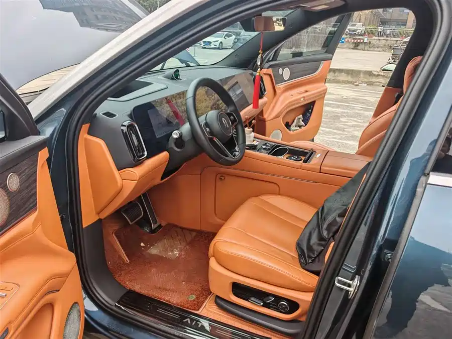 Used AITO M9 2024 extended range Max version 52kWh 6-seater version