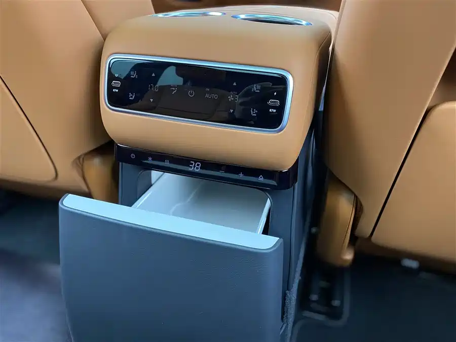 Used Li Auto L9 2024 Ultra