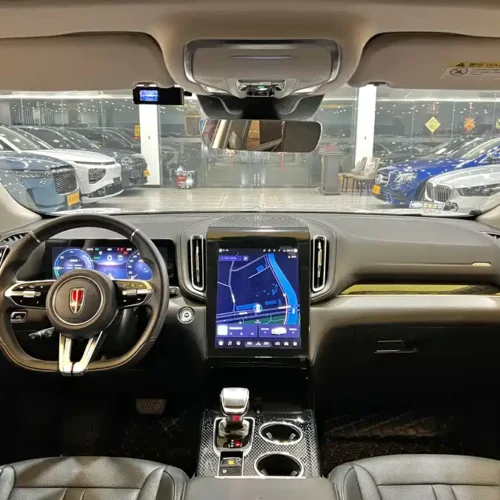 900x675_0_q87_c42_autohomecar__ChxpVmlCEJWAG-6vAAfJUqgCL2I961.jpg.webp Used Hongqi HS3 PHEV 2024 115km Jinwei Edition