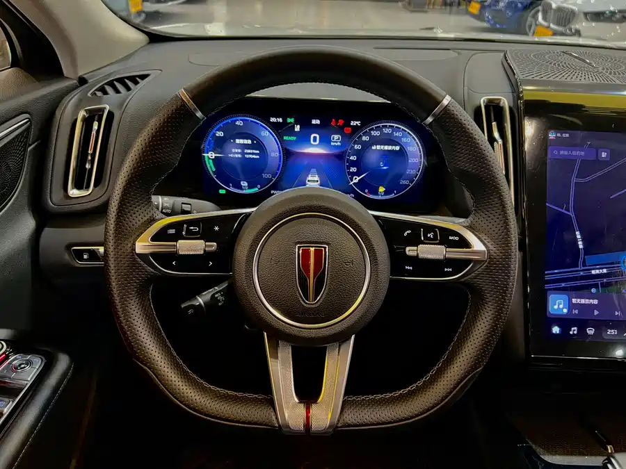 900x675_0_q87_c42_autohomecar__ChxpVmlCEJeAMF2FAAaF_pqCgDA322.jpg.webp Used Hongqi HS3 PHEV 2024 115km Jinwei Edition