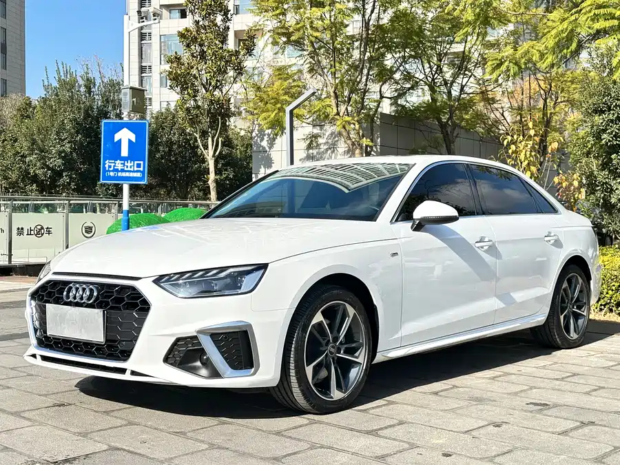 Used Audi A4L 2023 40 TFSI Fashionable and Dynamic