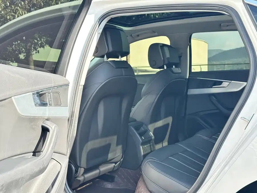 Used Audi A4L 2023 40 TFSI Fashionable and Dynamic