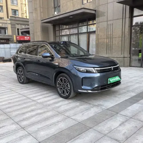 900x675_0_q87_c42_autohomecar__ChxpVmlCHcyAbIkJAAnfoDO7Kos150.jpg.webp Used HUAWEI AITO M7 2024 1.5T Intelligent Driving Rear Drive Ultra Edition 5 Seats