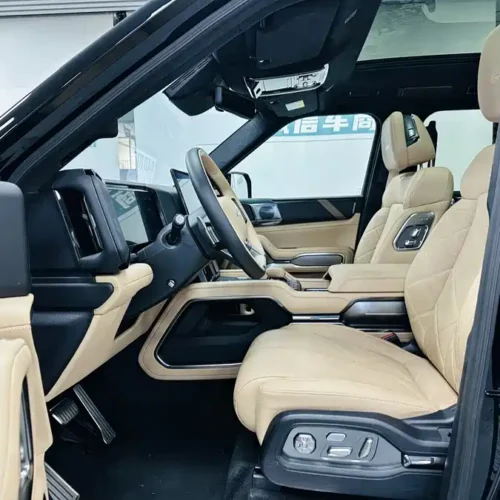 900x675_0_q87_c42_autohomecar__ChxpVmlCLCaACQN9AAYLyNb0JxQ843.jpg.webp Used BYD Leopard 8 2025 Zhiyong flagship version 7 seats