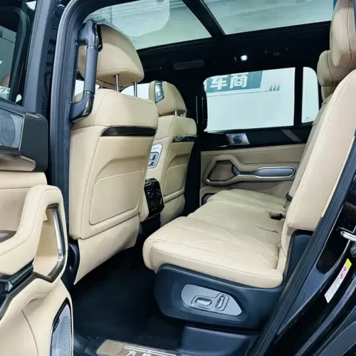 900x675_0_q87_c42_autohomecar__ChxpVmlCLCeART1IAAXw-gUj5EE133.jpg.webp Used BYD Leopard 8 2025 Zhiyong flagship version 7 seats