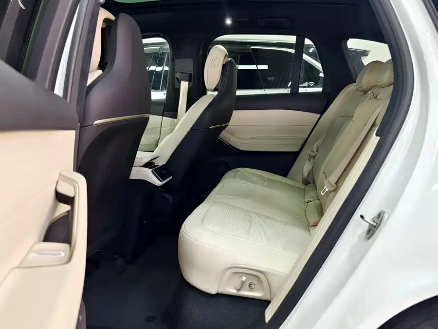 Used NIO ES6 2023 model 75kWh