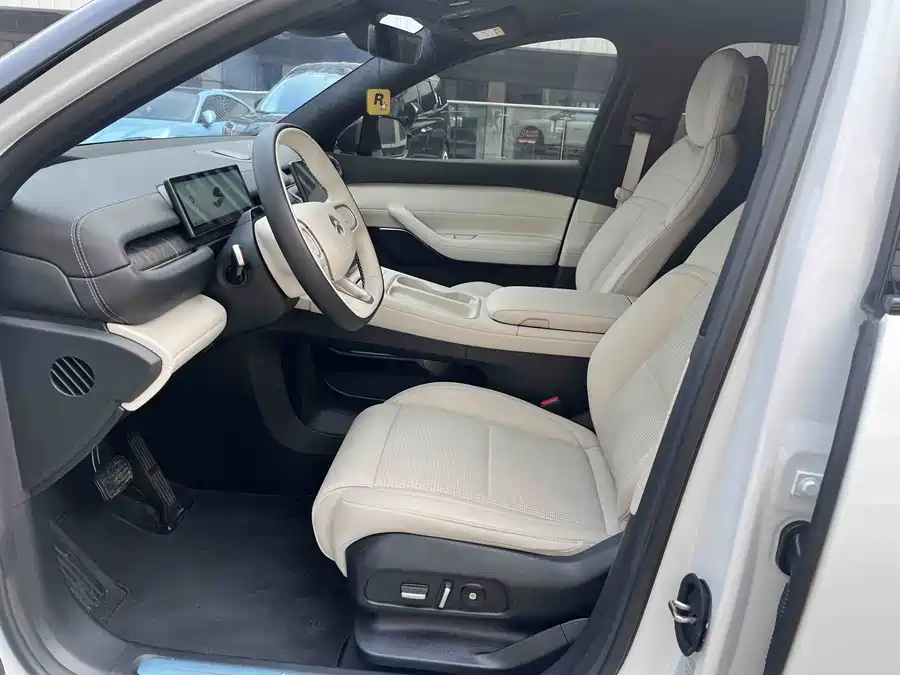 900x675_0_q87_c42_autohomecar__ChxpVmlCXbaASSnHAARFARK09-I092.jpg.webp Used NIO ES6 2024 model 75kWh