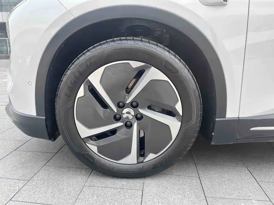 900x675_0_q87_c42_autohomecar__ChxpVmlCXbqALKSpAAXiIvqaDjc978.jpg.webp Used NIO ES6 2024 model 75kWh