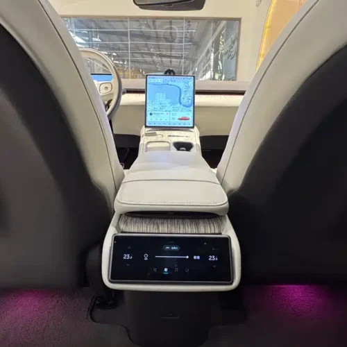 900x675_0_q87_c42_autohomecar__ChxpVmlD4ICAYpMSAAgc-Ai18Tc564.jpg.webp Used NIO ET7 2022 model 75kWh