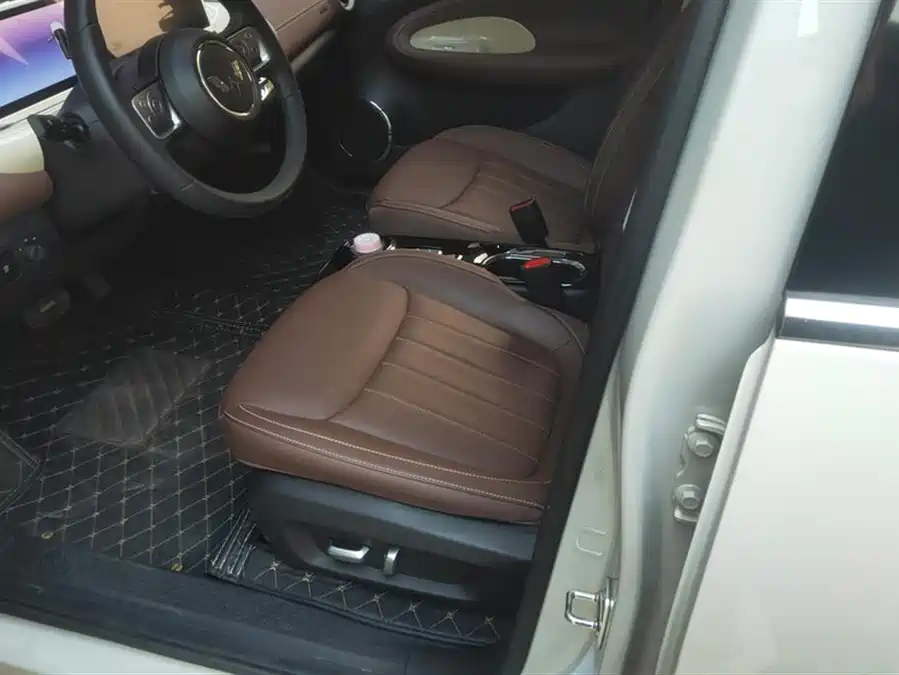 900x675_0_q87_c42_autohomecar__ChxpVmlD5AyARdVaAAEwdnkYWPI738.jpg.webp Used Wuling Bingo 2024 model 410km Lingxi exclusive model