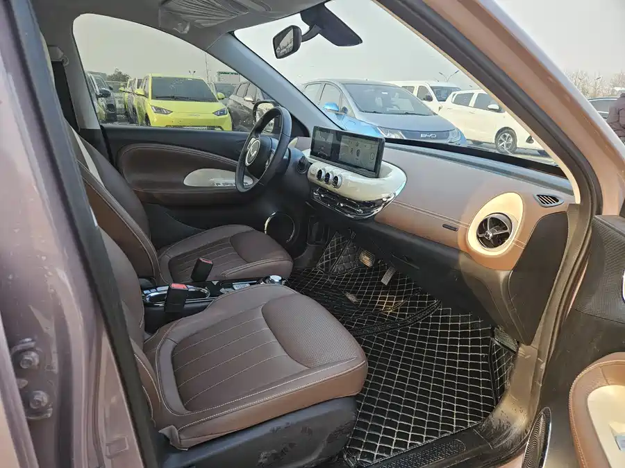Used Wuling Bingo 2023 model 333km express model