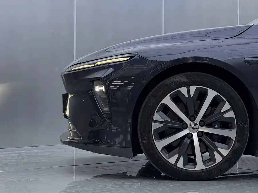 900x675_0_q87_c42_autohomecar__ChxpVmlDqNuAMK5jAAR5_Nj1YFU122.jpg.webp Used NIO ET7 2022 model 100kWh first edition