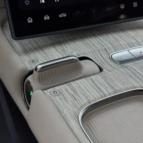 900x675_0_q87_c42_autohomecar__ChxpVmlDqOCAJSWxAASmouQDOXg202.jpg.webp Used NIO ET7 2022 model 100kWh first edition