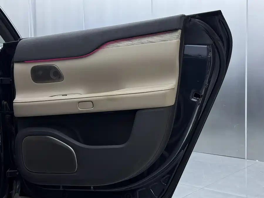 900x675_0_q87_c42_autohomecar__ChxpVmlDqOaAXGu3AANTAAq_NdA607.jpg.webp Used NIO ET7 2022 model 100kWh first edition