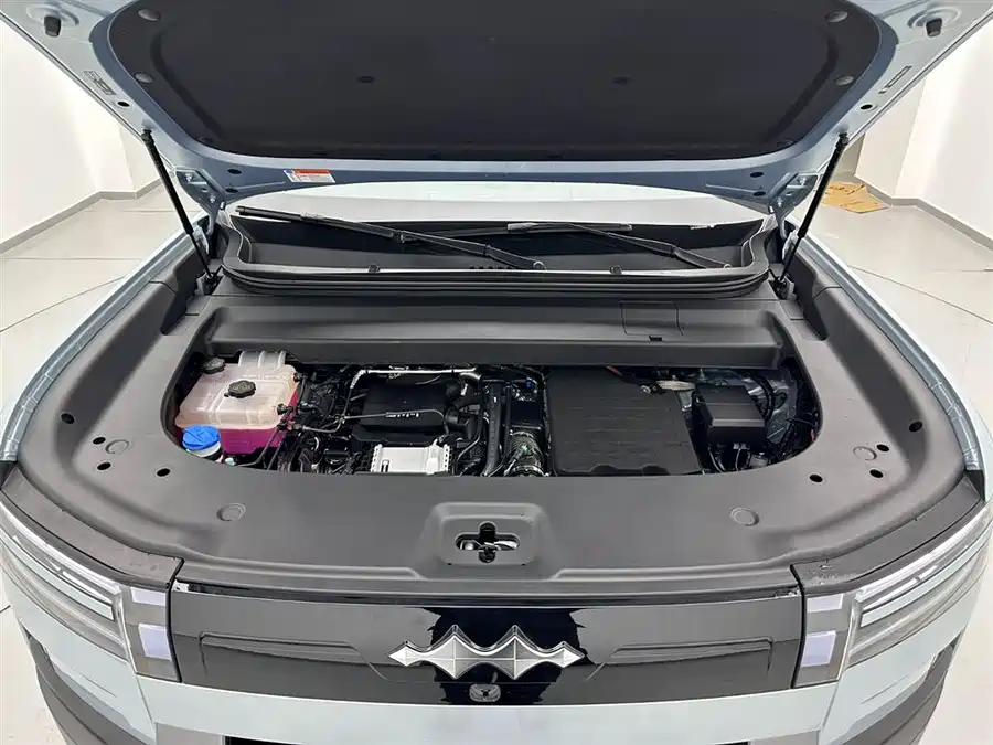 900x675_0_q87_c42_autohomecar__ChxpVmlDr1GASeV9AAICmBB_19Y943.jpg.webp Used BYD Leopard Titanium 7 2025 model 135KM two-wheel drive Pro version