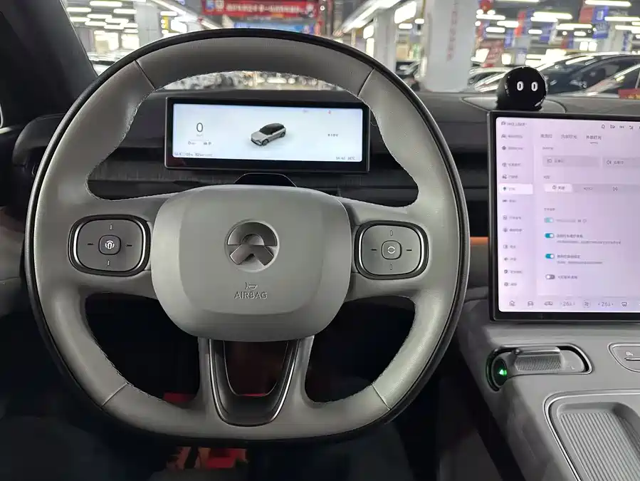 900x675_0_q87_c42_autohomecar__ChxpVmlE-cmAaAUjAALybkxKsrk367.jpg.webp Used NIO ES6 2024 model 75kWh