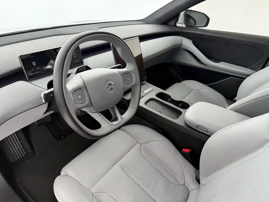 900x675_0_q87_c42_autohomecar__ChxpVmlE5EKACMmHAATBGbJRrFk012.jpg.webp Used NIO ET5T 2024 model 75kWh Touring