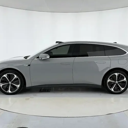 900x675_0_q87_c42_autohomecar__ChxpVmlE5EOANu4TAAMljBhTtJI682.jpg.webp Used NIO ET5T 2024 model 75kWh Touring