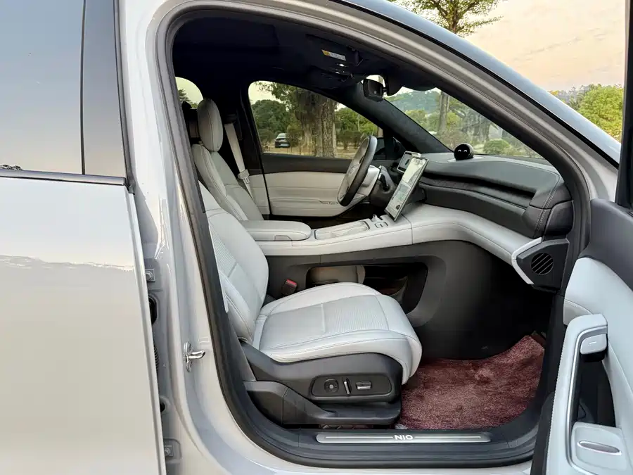 Used NIO ES6 2023 model 75kWh