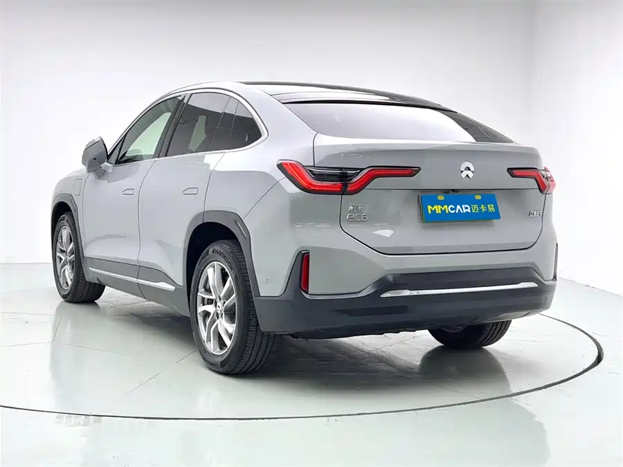 900x675_0_q87_c42_autohomecar__ChxpVmlFC0OAD0KTAAFcfAa1xi8320.jpg.webp Used NIO EC6 2020 430KM Sports Edition